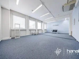 Pronájem kanceláře, Olomouc, Karolíny Světlé, 80 m2