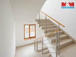 Pronájem bytu 2+kk, Praha, U jízdárny, 50 m2