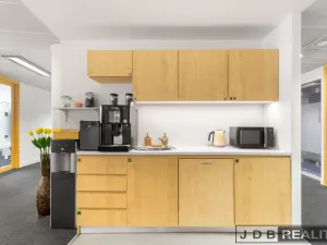 Pronájem kanceláře, Praha - Smíchov, Nádražní, 230 m2