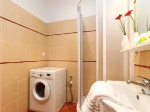 Pronájem bytu 1+kk, Praha - Vinohrady, Sázavská, 35 m2