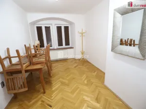 Pronájem bytu 3+1, Cheb, Hradební, 52 m2