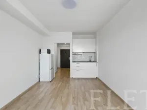 Pronájem bytu 1+kk, Praha - Jinonice, Peroutkova, 26 m2