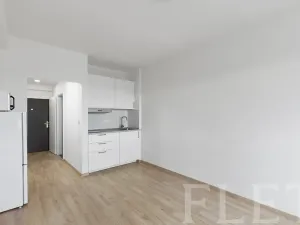 Pronájem bytu 1+kk, Praha - Jinonice, Peroutkova, 26 m2