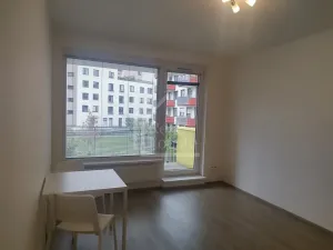 Pronájem bytu 1+kk, Praha - Modřany, Soukalova, 35 m2