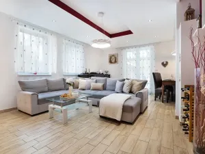 Prodej rodinného domu, Říčany, 179 m2