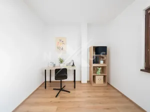 Prodej rodinného domu, Králův Dvůr, Větrná, 80 m2