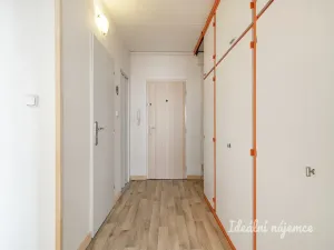 Pronájem bytu 2+kk, Praha - Záběhlice, Jetelová, 40 m2