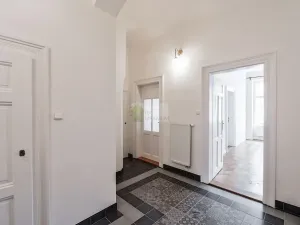 Pronájem bytu 3+1, Praha - Vinohrady, 100 m2