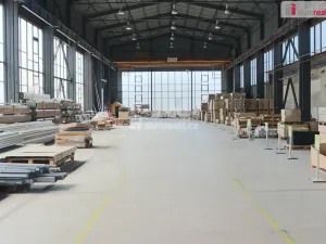 Pronájem kanceláře, Olomouc - Chválkovice, Libušina, 1733 m2