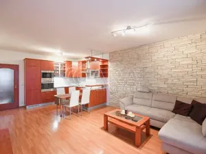 Pronájem bytu 3+kk, Praha - Uhříněves, Nové náměstí, 91 m2