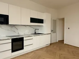Pronájem bytu 2+kk, Praha - Vršovice, Žitomírská, 60 m2