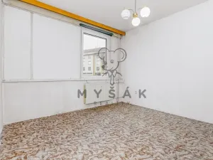 Prodej bytu 3+1, Horní Planá, Sídliště Míru, 71 m2