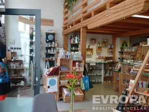 Pronájem obchodního prostoru, Liberec - Liberec III-Jeřáb, 1. máje, 190 m2