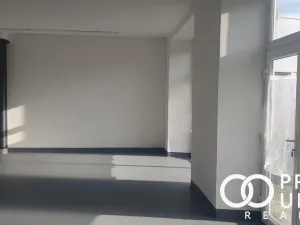 Pronájem obchodního prostoru, Rožnov pod Radhoštěm, Meziříčská, 150 m2