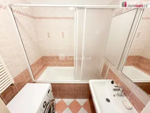 Pronájem bytu 2+kk, Hostivice, B. Němcové, 52 m2