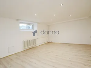 Pronájem bytu 2+1, Praha, Krhanická, 65 m2