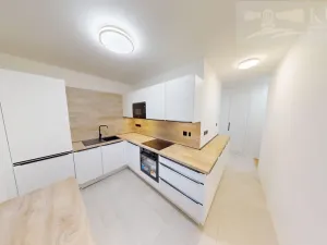 Pronájem bytu 2+1, Praha, Vrútecká, 53 m2