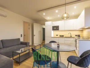 Pronájem bytu 2+kk, Praha - Suchdol, Kamýcká, 44 m2