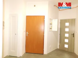 Pronájem bytu 3+1, Cheb, Valdštejnova, 86 m2