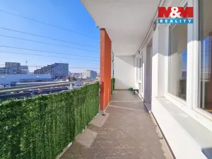 Pronájem bytu 2+kk, Praha - Hloubětín, Nademlejnská, 49 m2