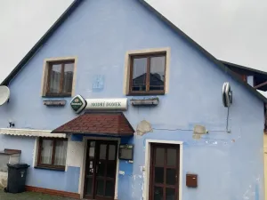 Pronájem obchodního prostoru, Opočno, Charouzova, 200 m2