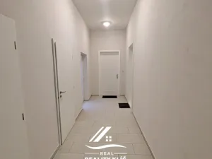 Pronájem bytu 2+kk, Opava, Růžová, 75 m2