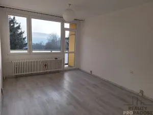 Pronájem bytu 3+1, Děčín, Slovanská, 74 m2