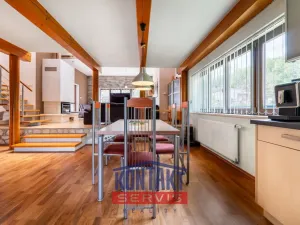 Pronájem rodinného domu, Dubné, 261 m2