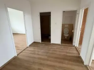 Pronájem bytu 4+1, Praha - Hostivař, Tesaříkova, 82 m2