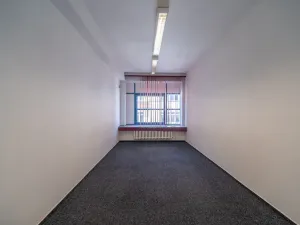 Pronájem kanceláře, Pardubice, Za Pasáží, 40 m2