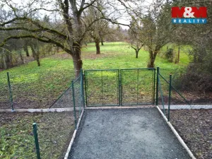 Prodej pozemku pro bydlení, Klučov, 2021 m2