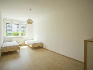 Pronájem bytu 3+1, Praha - Strašnice, Na palouku, 100 m2