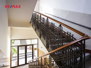 Pronájem bytu 1+1, Praha - Vinohrady, Velehradská, 40 m2