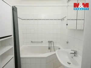 Pronájem bytu 3+1, Praha - Záběhlice, Hrusická, 73 m2