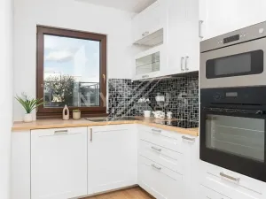 Prodej bytu 3+kk, Králův Dvůr, Větrná, 80 m2