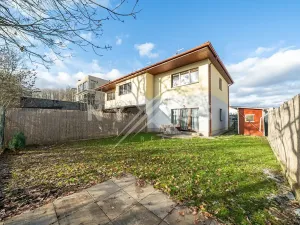 Prodej bytu 3+kk, Králův Dvůr, Větrná, 80 m2