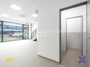 Pronájem obchodního prostoru, Brno, 444 m2