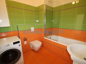 Pronájem bytu 2+kk, Praha - Vysočany, Sousedíkova, 60 m2