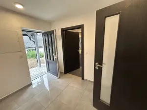 Pronájem rodinného domu, Všemyslice - Bohunice, 168 m2