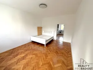Pronájem bytu 1+1, Hodonín, nám. 17. listopadu, 39 m2