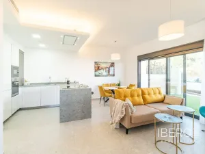 Prodej bytu 4+kk, Salorino, Španělsko, Calle los Balcones, 82 m2