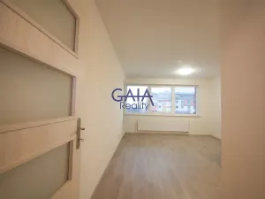 Pronájem bytu 2+kk, Zlín, Zelinova, 48 m2