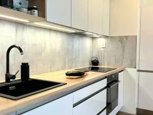 Pronájem bytu 2+kk, Praha, Medunova, 59 m2