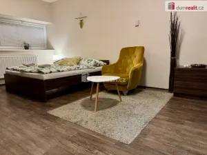 Pronájem restaurace, Topolná, 908 m2