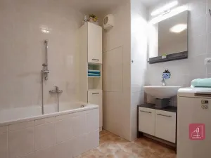 Pronájem bytu 2+kk, Rousínov, Zahradní, 57 m2