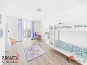 Prodej rodinného domu, Pečky - Velké Chvalovice, Za Statkem, 166 m2