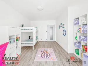 Prodej rodinného domu, Pečky - Velké Chvalovice, Za Statkem, 166 m2