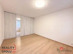 Pronájem bytu 1+1, Ostrava - Svinov, Evžena Rošického, 40 m2