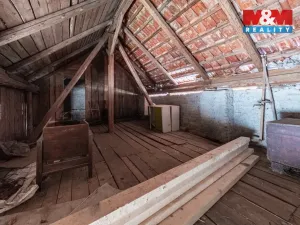 Prodej rodinného domu, Jehnědí, 189 m2
