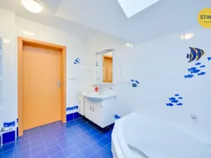 Prodej komerční nemovitosti, Zlín, Kvítková, 609 m2